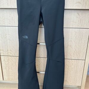 The North Face Women's Black “Snoga” Pant for Skiing
